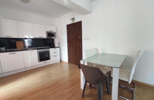Tankovo Apartment | Double Cream Apartment
