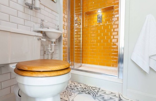 Cambridge City Centre House | Double en-suite room at Regency Guest House