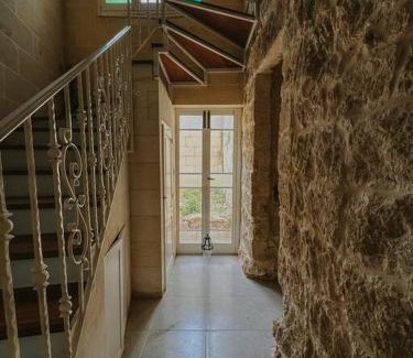 Nadur House | Double heated pools, free AC