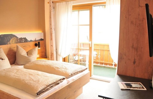 Steinach Bed & Breakfast | Double room 11 - Pension Vendel