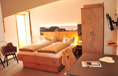 Steinach Bed & Breakfast | Double room 11 - Pension Vendel