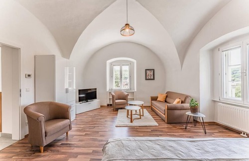 Gars am Kamp Apartment | Double room (40 sqm) with living room/bedroom and adjoining garden area