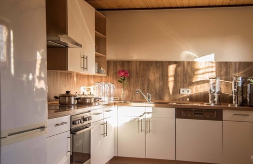 Bahretal Bed & Breakfast | Double room GAMRIG - WITHOUT breakfast - - Pension Am historischen Kalkwerk