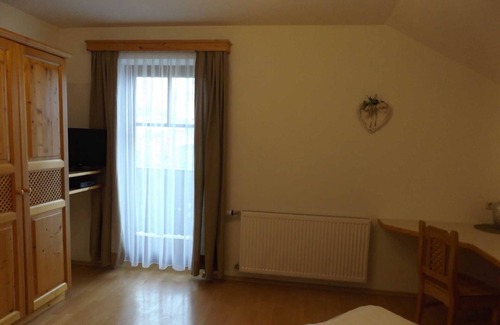 Nussdorf am Attersee Cottage | Double room with balcony and panoramic view - Gasthof Steinbichler