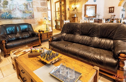 Zebbug House | Double Room with Pool View - Valletta