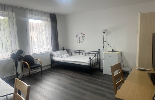 Rangierbahnhof-Siedlung Bed & Breakfast | double room with shared bathroom