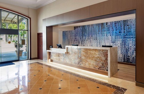 Santa Ana Hotel | DoubleTree by Hilton Santa Ana - Orange County Airport