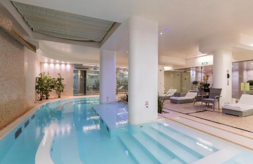 Ponte a Greve Hotel | DoubleTree by Hilton Florence Metropole
