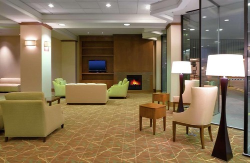 Downtown Northeast Hotel | DoubleTree by Hilton Hotel & Executive Meeting Center Omaha-Downtown