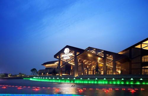 Xiuzhou Qu Hotel | DoubleTree By Hilton Jiaxing