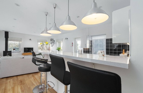 Castletown Cottage | Dove Cottage, a cosy one bedroom cottage in Castletown