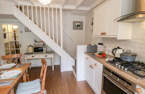 Pickering Cottage | DOVE COTTAGE, pet friendly, character holiday cottage in Pickering