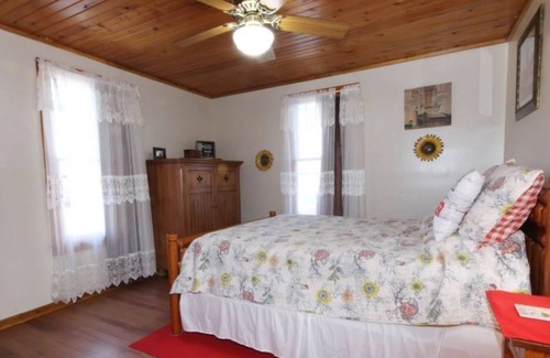 Loudonville Cabin | Down Memory Lane