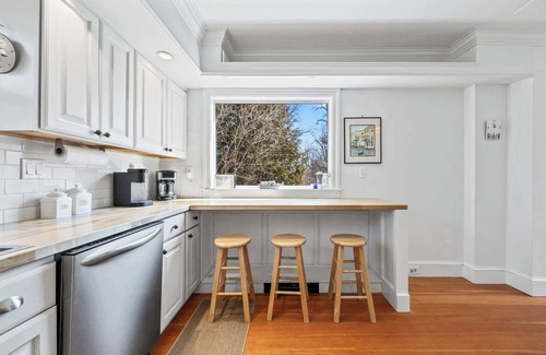 Ellsworth House | Downeast Maine Retreat: 4br w/AC 25 min to Acadia