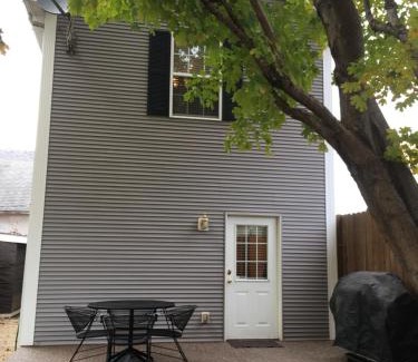 Lebanon Villa | Downtown abode in the heart of the Bourbon Trail