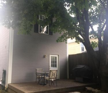 Lebanon Villa | Downtown abode in the heart of the Bourbon Trail