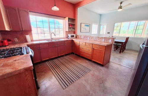 Los Barriles Apartment | Downtown Aparment Steps To The Beach 2