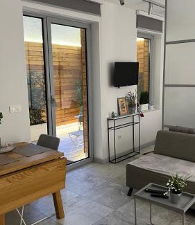 Donji Grad Apartment | Downtown Beauty Apartment