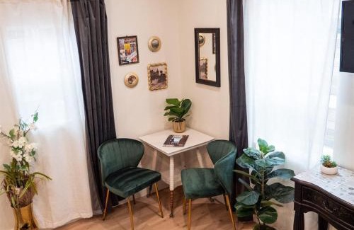 Sunset Apartment | Downtown Boise Sunset Ave Romantic Private Suite