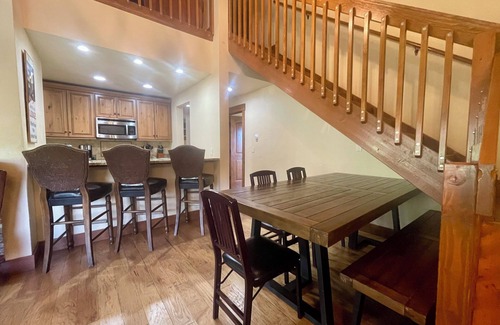 Historic District Condo | Downtown Breckenridge Hideaway | 2BR/Loft. Pool & Hot Tub!