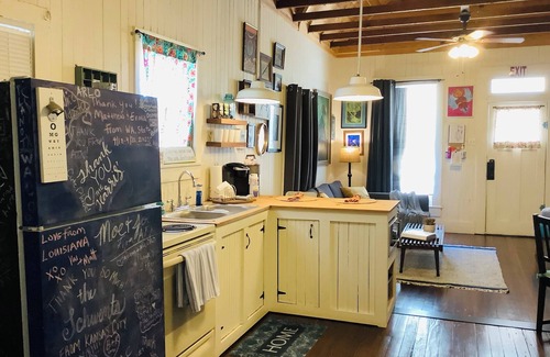 Near East Side House | Downtown Cottage Near River & Alamodome - Free Parking