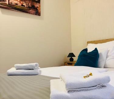 Gyor Apartment | Downtown- Családi Apartman