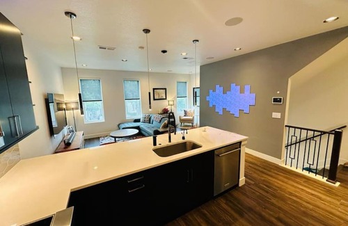 Five Points House | Downtown Denver Smart House