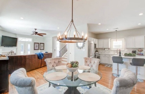 Memphis House | Downtown Dream Home—4 Bedroom!