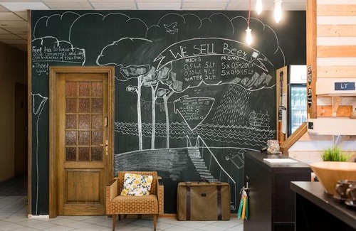 Uzupis Hostel | Downtown Forest Hostel & Camping