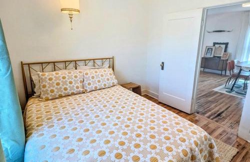 Hagerman House | Downtown Hagerman Hot Springs Getaway