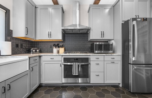 Bellaire Other | Downtown Historic Farmhouse┃ 2300+ Sq Ft┃1 Acre Lot w/Patio & Fire Pit