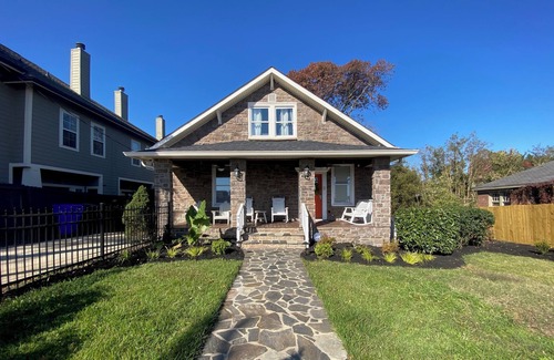 Greenville Downtown House | Downtown House steps to Falls Park, Baseball Stadium, Restaurants & Shopping