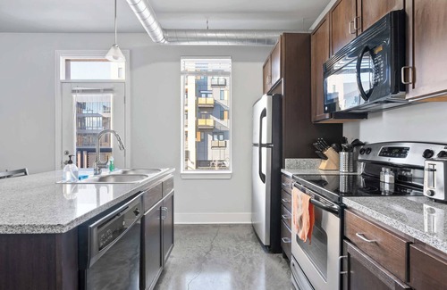Mile Square Apartment | Downtown Indy | 3 Units, Sleeps 18 + Parking