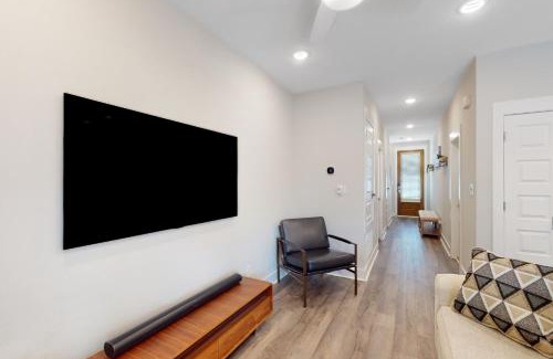 Downtown House | Downtown Life