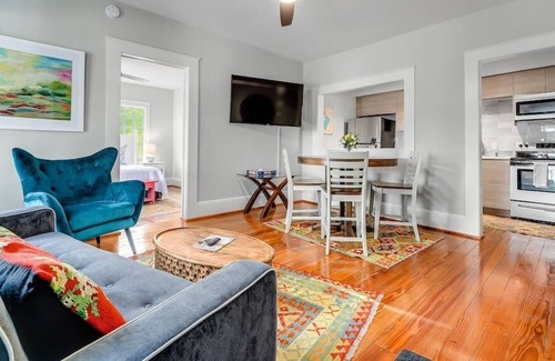 Marble Falls House | Downtown Marble Falls-Luxury 1 Bed 1 Bath-Sleeps 4