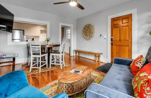 Marble Falls House | Downtown Marble Falls-Luxury 1 Bed 1 Bath-Sleeps 4
