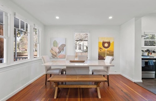 Napa House | Downtown Napa HOT TUB Retreat - 3 Bed l 2 bath