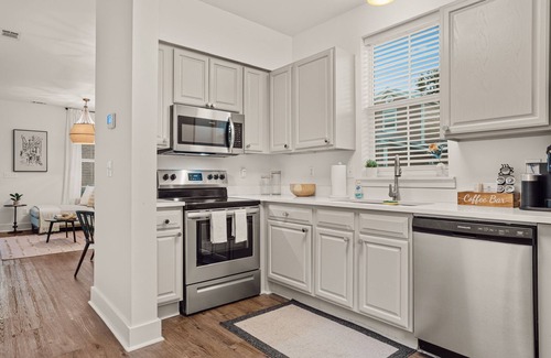 Ocean Springs Cottage | Downtown Ocean Springs Cottage with Golf Cart