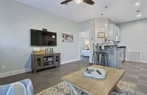 Ocean Springs Condo | Downtown Ocean Springs Spanish Trail Lofts - West Suite
