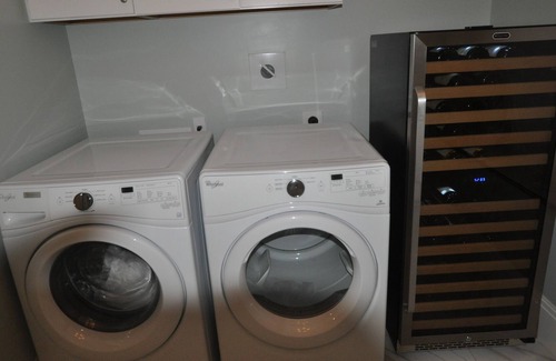 Redevelopment Area Condo | DOWNTOWN/OLD TOWN NEW LUXURY CONDO, walk to beach, several restaurants & shops