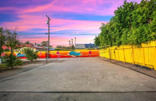 Racquet Club South Villa | Downtown Resort Villa - Private Pickleball, Volleyball, Heated Pool, Spa, Gameroom