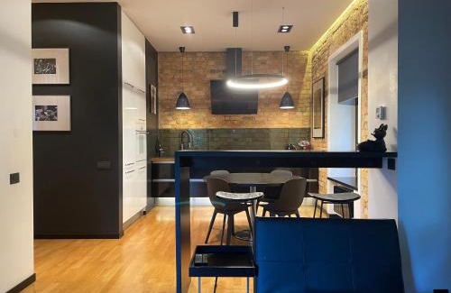 Andrejsala Apartment | Downtown Retreat Loft-Industrial Studio