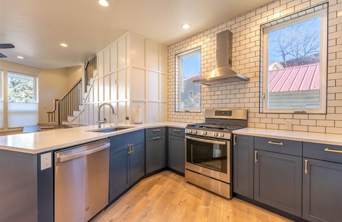 Durango House | Downtown Riverside