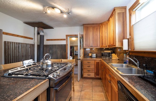 Silverton House | Downtown Silverton Historic Mountain Home, White Wolf Haus