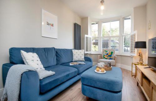 Topsham House | Dragonfly Cottage