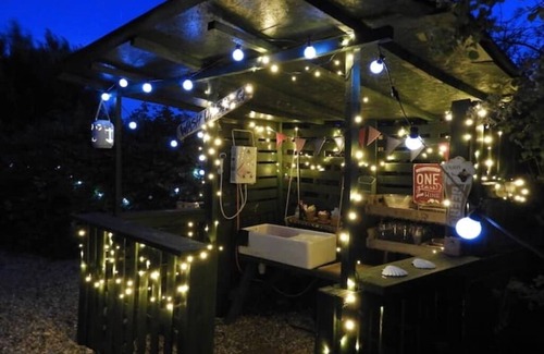 Emsworth Apartment | 'Drake' a luxurious yurt with harbour & sea views