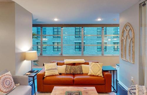 Historic District - North House | Drayton Escape