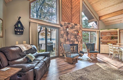 Gladwin House | Dream Cottage with Sandy Beach, Dock, Pontoon Rental