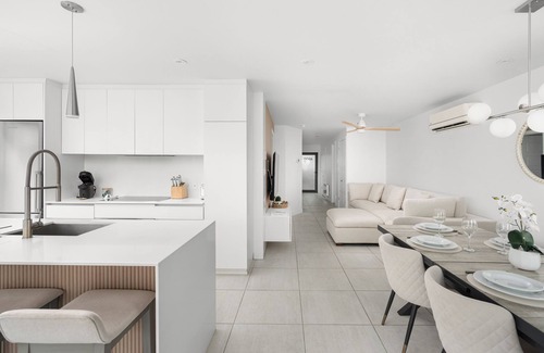 Laval Condo | Dream Home Retreat - Condo Laval