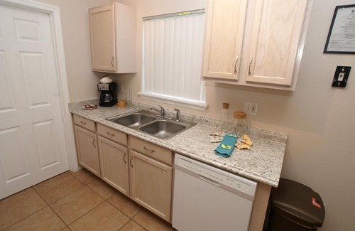 Clear Creek House | Dream Home with Pool Near Disney World! 4BR- 2BA Sleeps 8